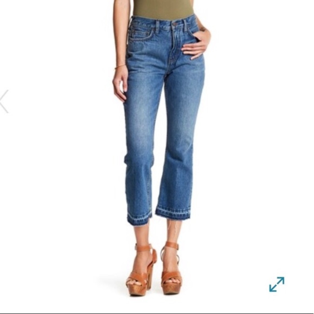 High waist, cropped jeans